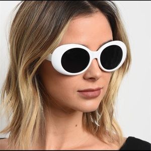 Retro white framed sunglasses “clout goggles”
